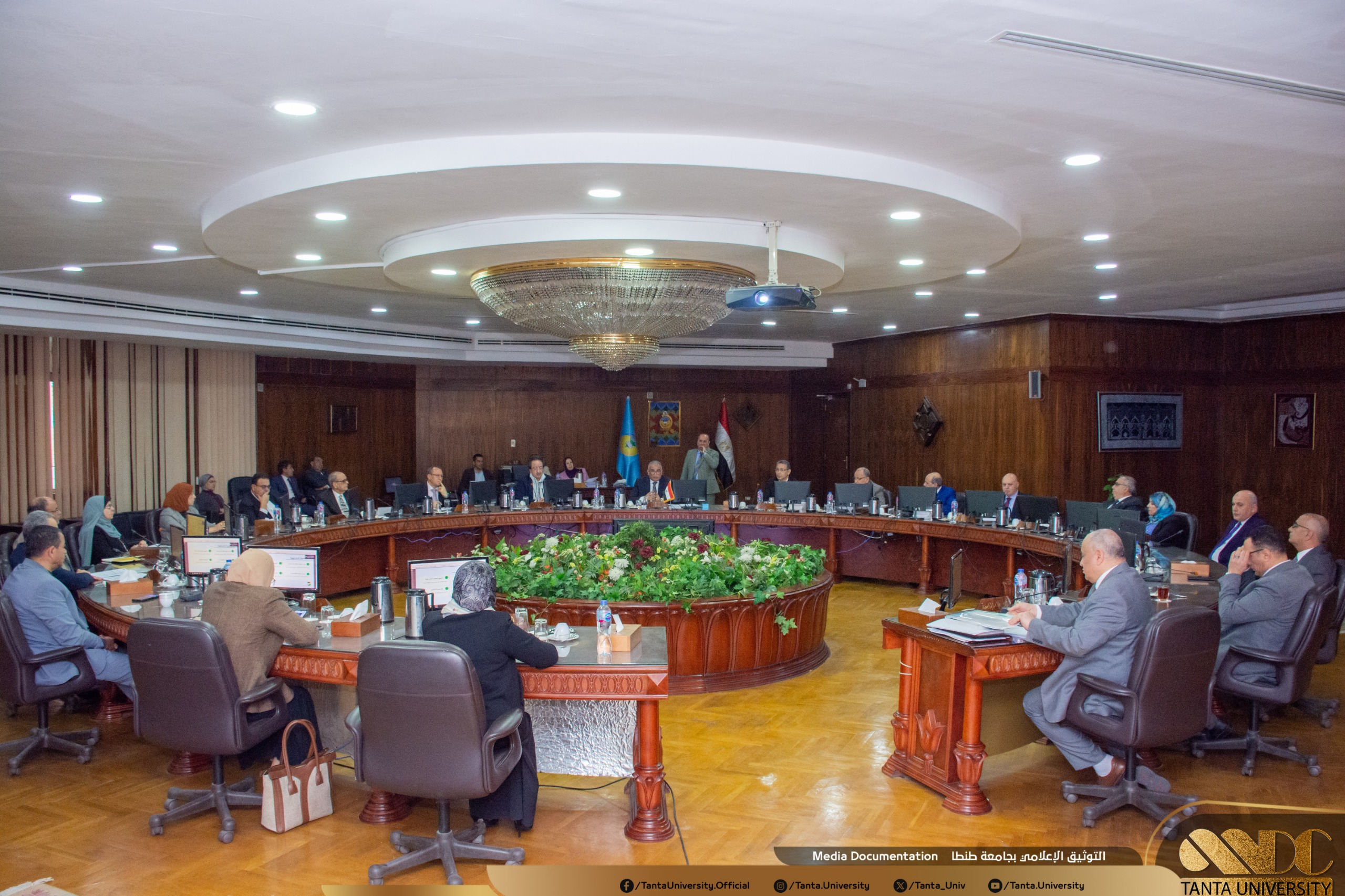 خلال ترأسه مجلس جامعة طنطا لشهر مارس:  الدكتور محمد حسين يستعرض الخطوط العريضة لربط المخرجات التعليمية والبحثية باحتياجات سوق العمل 