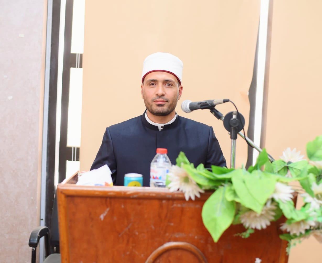 مناقشة رسالة الماجستير للباحث محمود محمد سعد عبد الله أبو خوات بقسم اللغة العربية بآداب طنطا