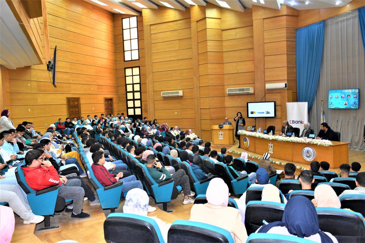 وسط إقبال طلابي كثيف..