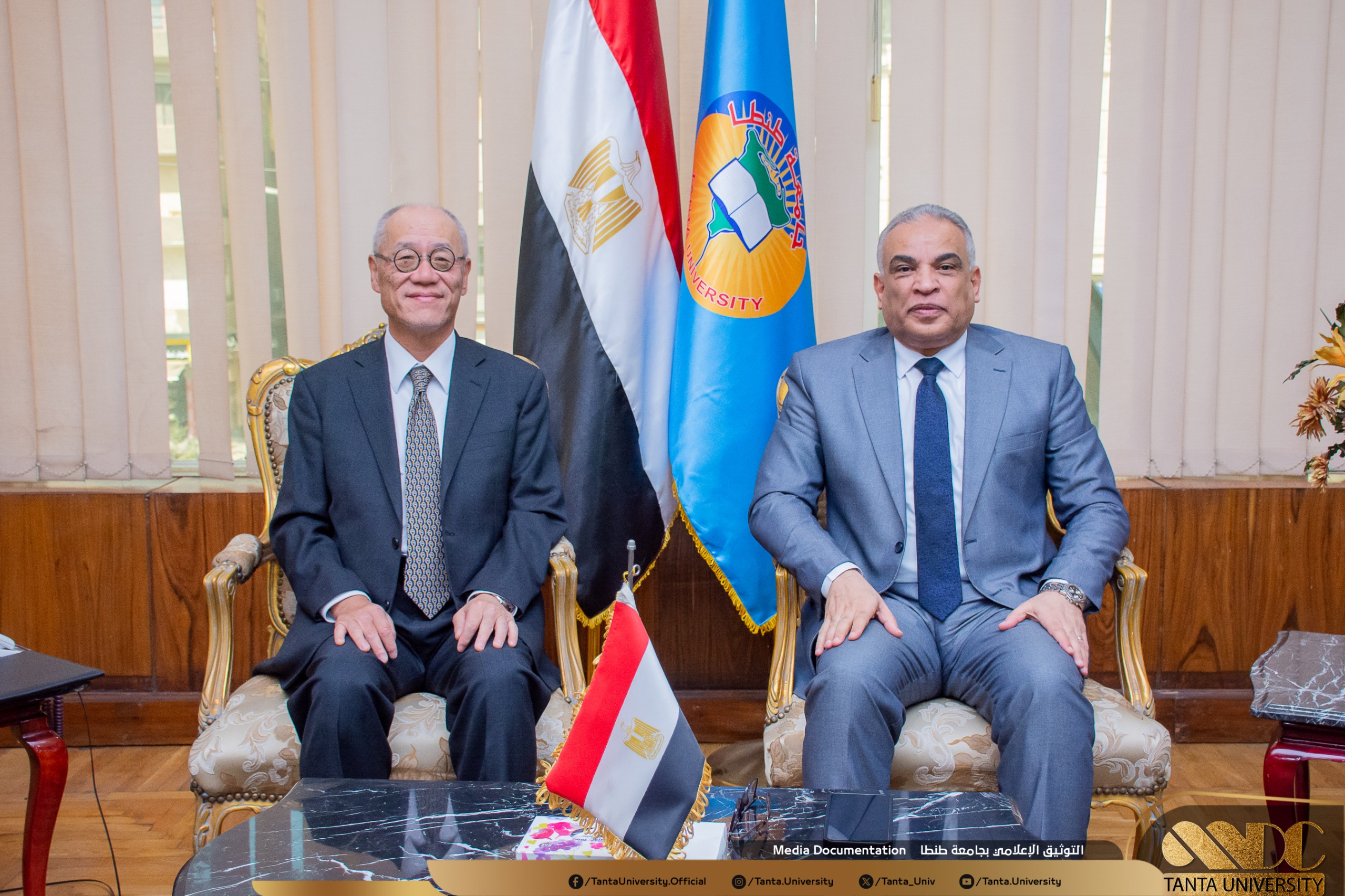 على هامش انعقاد الملتقى العلمي المصري الياباني المشترك:  رئيس جامعة طنطا يستقبل السفير الياباني لبحث آفاق التعاون المشترك