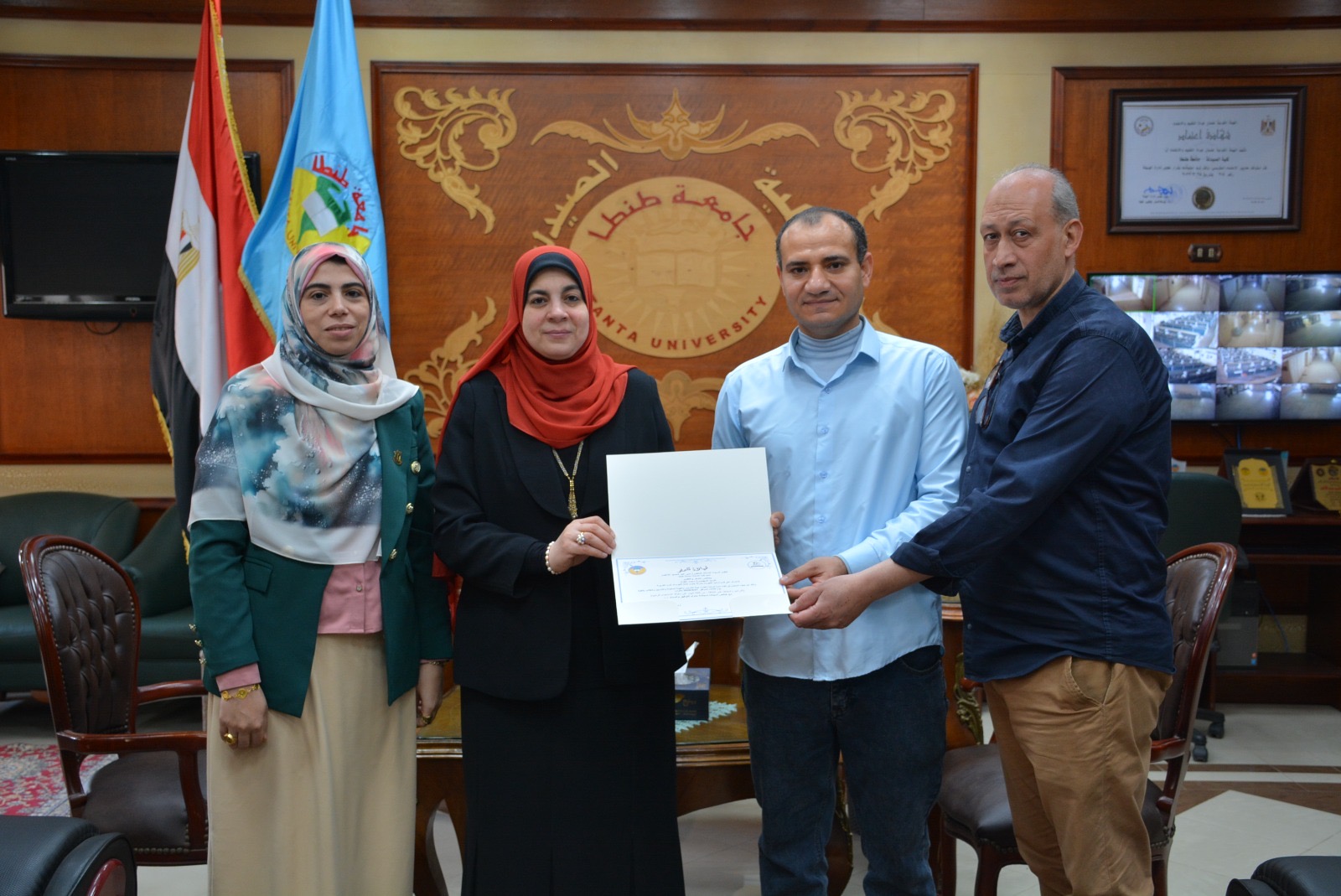 انطلاق فاعليات الندوة التوعوية 