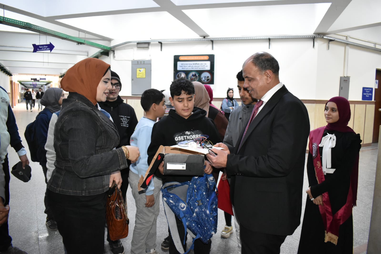 آداب طنطا تستقبل الطلاب المشاركين في مبادرة «الباحث الصغير»