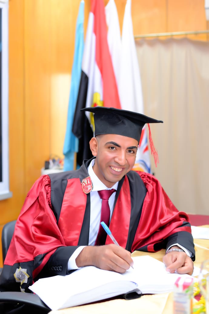 مناقشة رسالة دكتوراه للباحث محمد البيومي الملاح