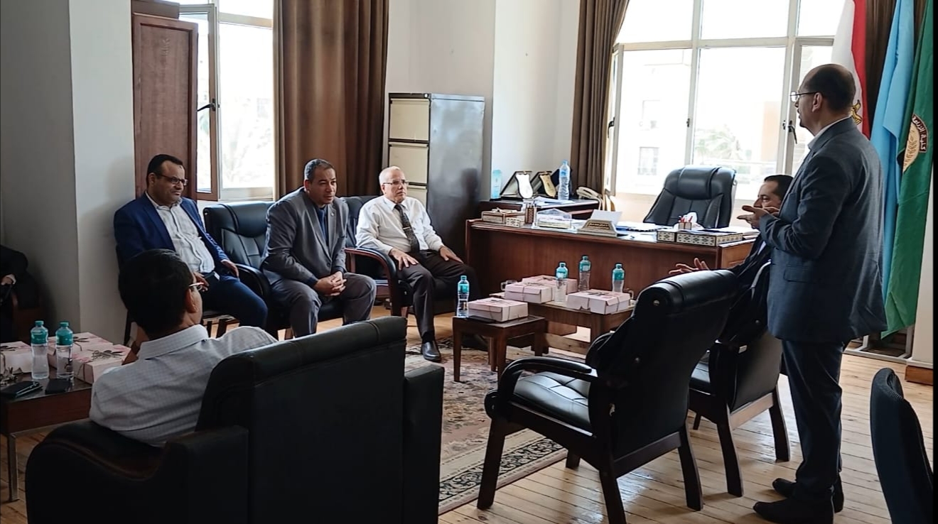 عقد الامتحان التأهيلي الشفهي للباحث:  ​