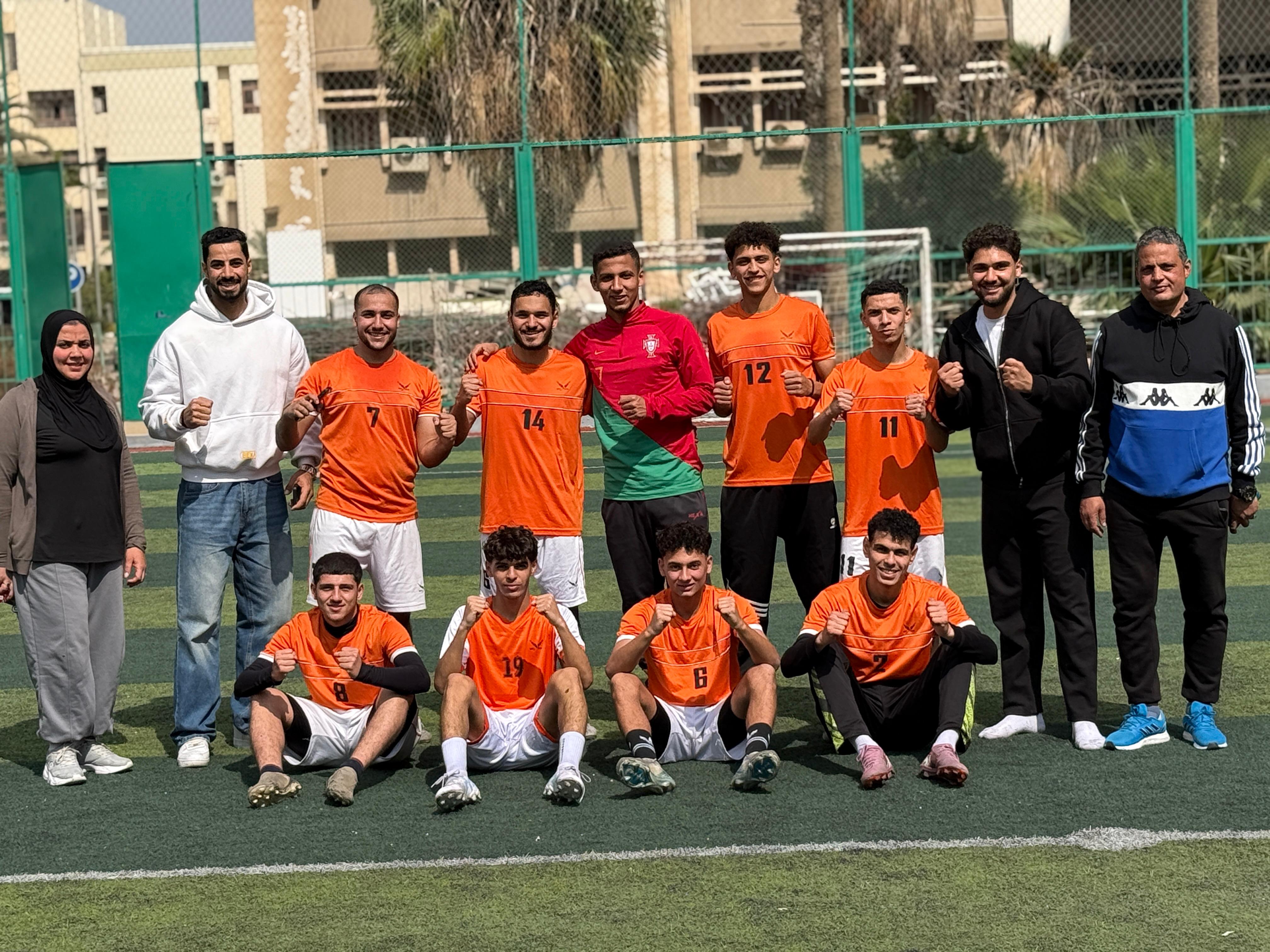 عميد تمريض طنطا تهنئ فريق كرة القدم الخماسي بالكلية لتأهله للمباراة النهائية بالدورة الرمضانيه لخماسي كرة القدم