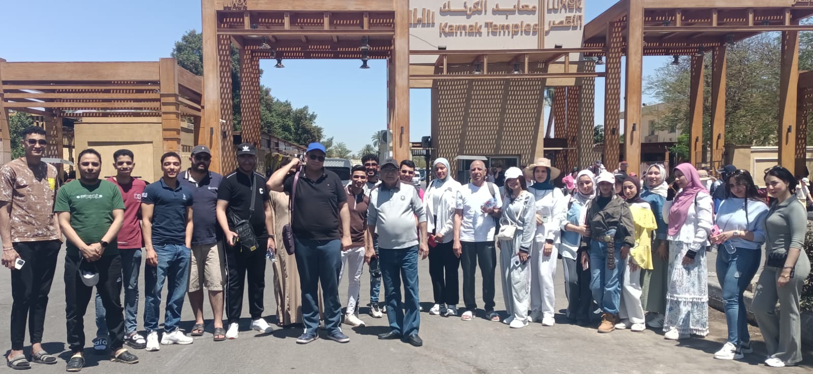 اليوم الأول من الرحلة العلمية لقسم التاريخ بآداب طنطا