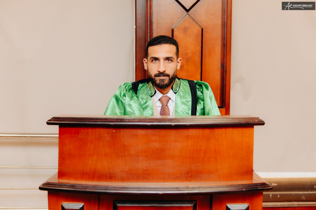 مناقشة رسالة الماجستير للباحث أحمد  صلاح عبد العزيز بقسم اللغة العربية بآداب طنطا