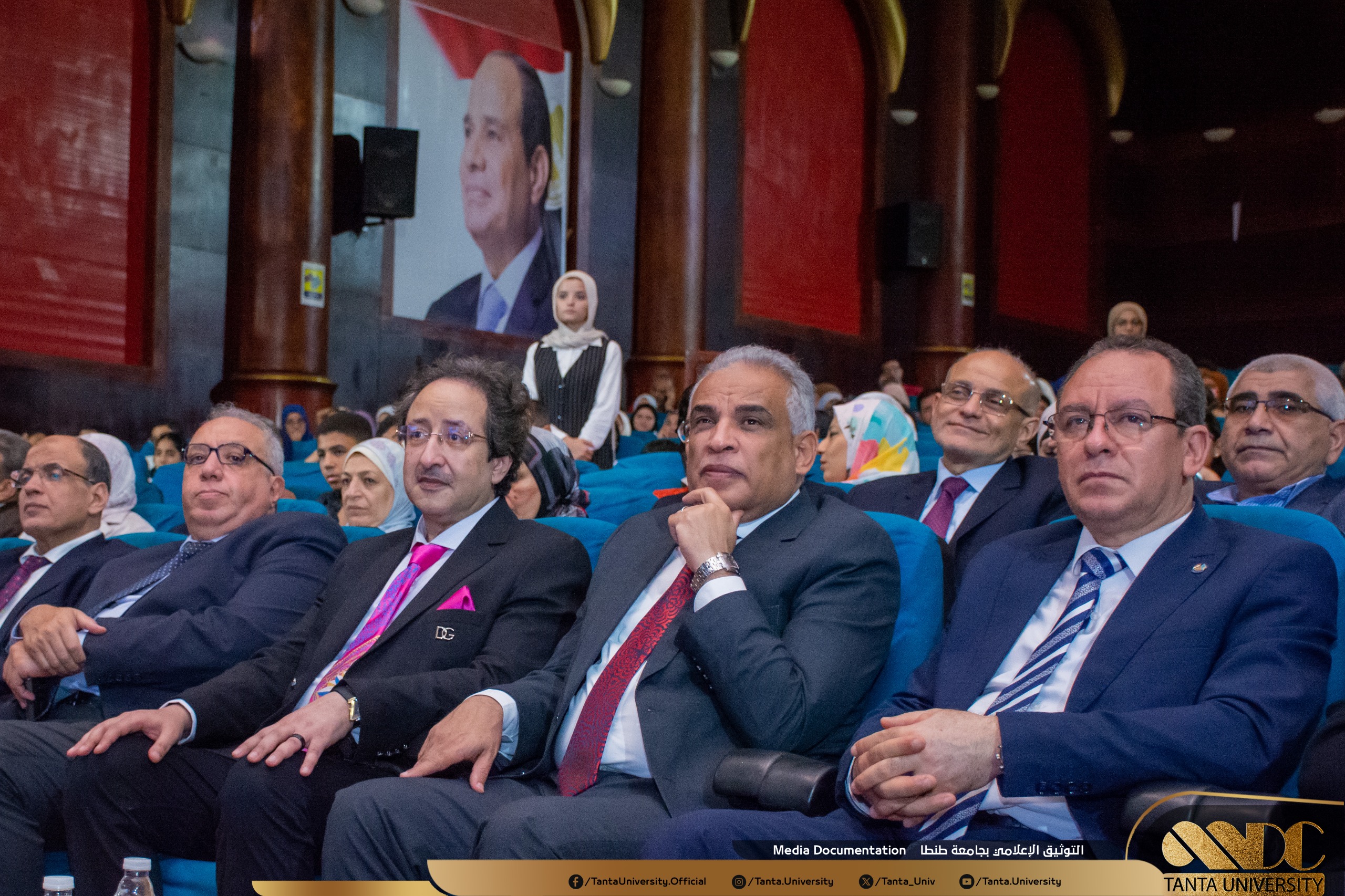 بالتعاون مع اكاديمية البحث العلمي:  الدكتور محمد حسين يشهد احتفالية انطلاق فعاليات المرحة العاشرة من جامعة الطفل بكليات جامعة طنطا  