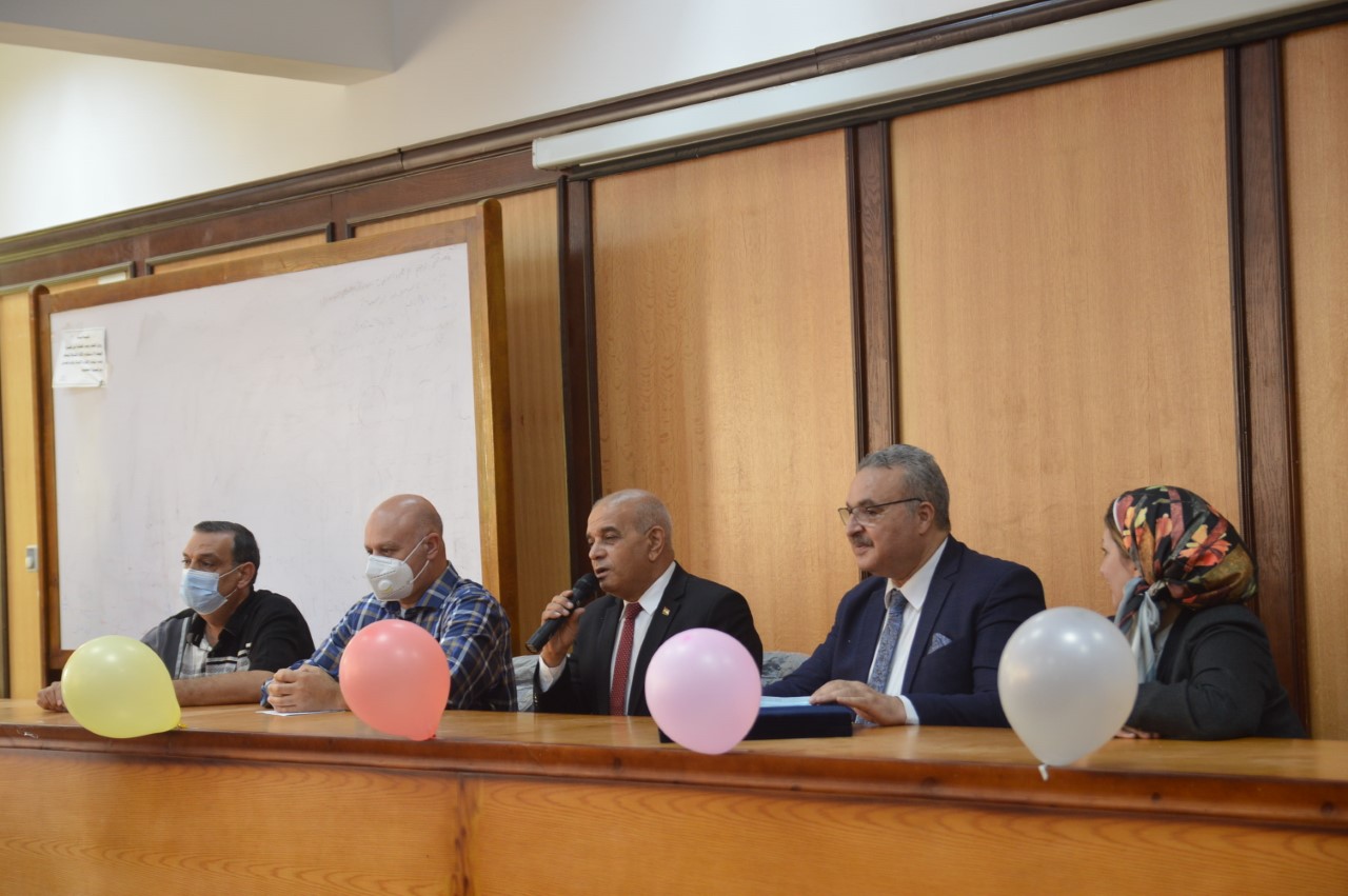 حفل تكريم طلاب قسم الطفولة المشاركين في برنامج تنمية المهارات الحياتية  